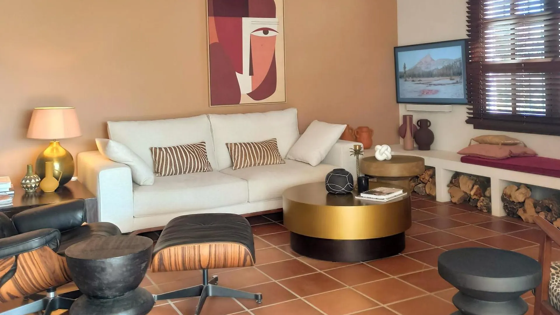 Andalusian Villa With Heated Pool Nerja