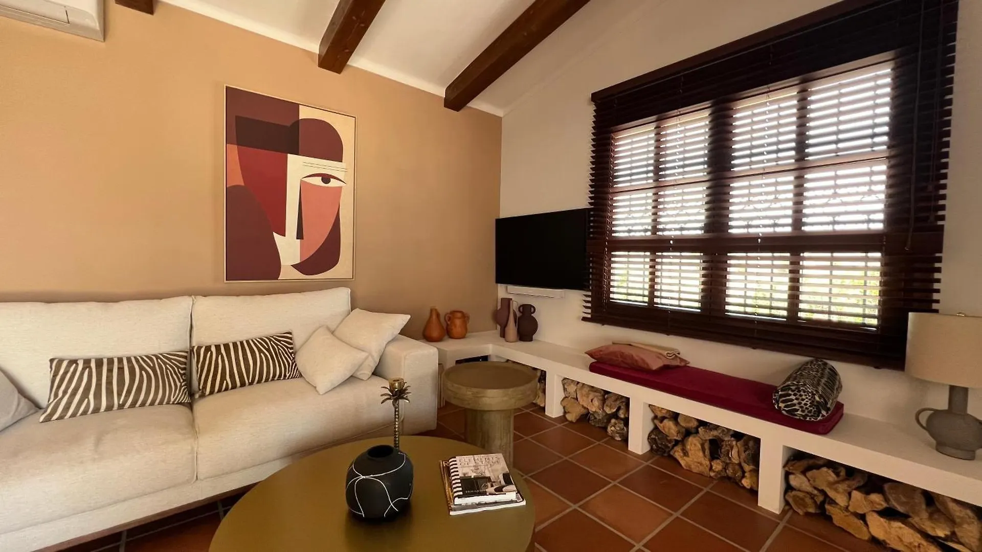 Andalusian Villa With Heated Pool Nerja